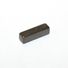Load image into Gallery viewer, Lower Transmission Shaft Key for the Hobart D300 Mixers