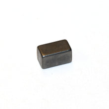 Load image into Gallery viewer, Upper Transmission Shaft Key for the Hobart D300 Mixers